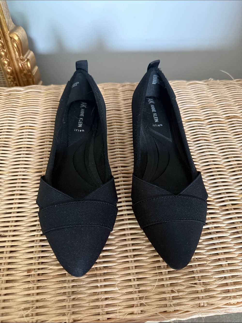 Anne Klein Black Pointed-Toe Crossover Flats